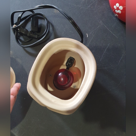 Halloween skull wax warmer night light NWOT - Picture 4 of 6